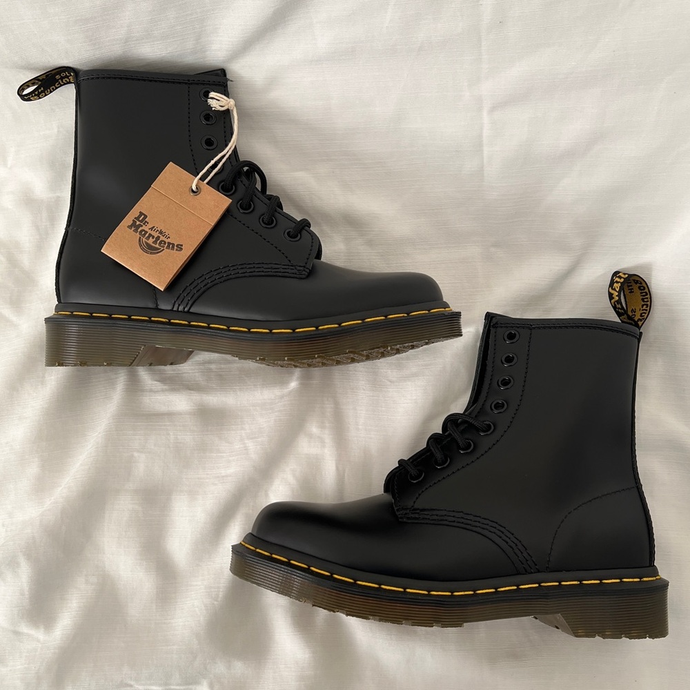 Dr. Martens 1460 Smooth Leather Lace Up Boots